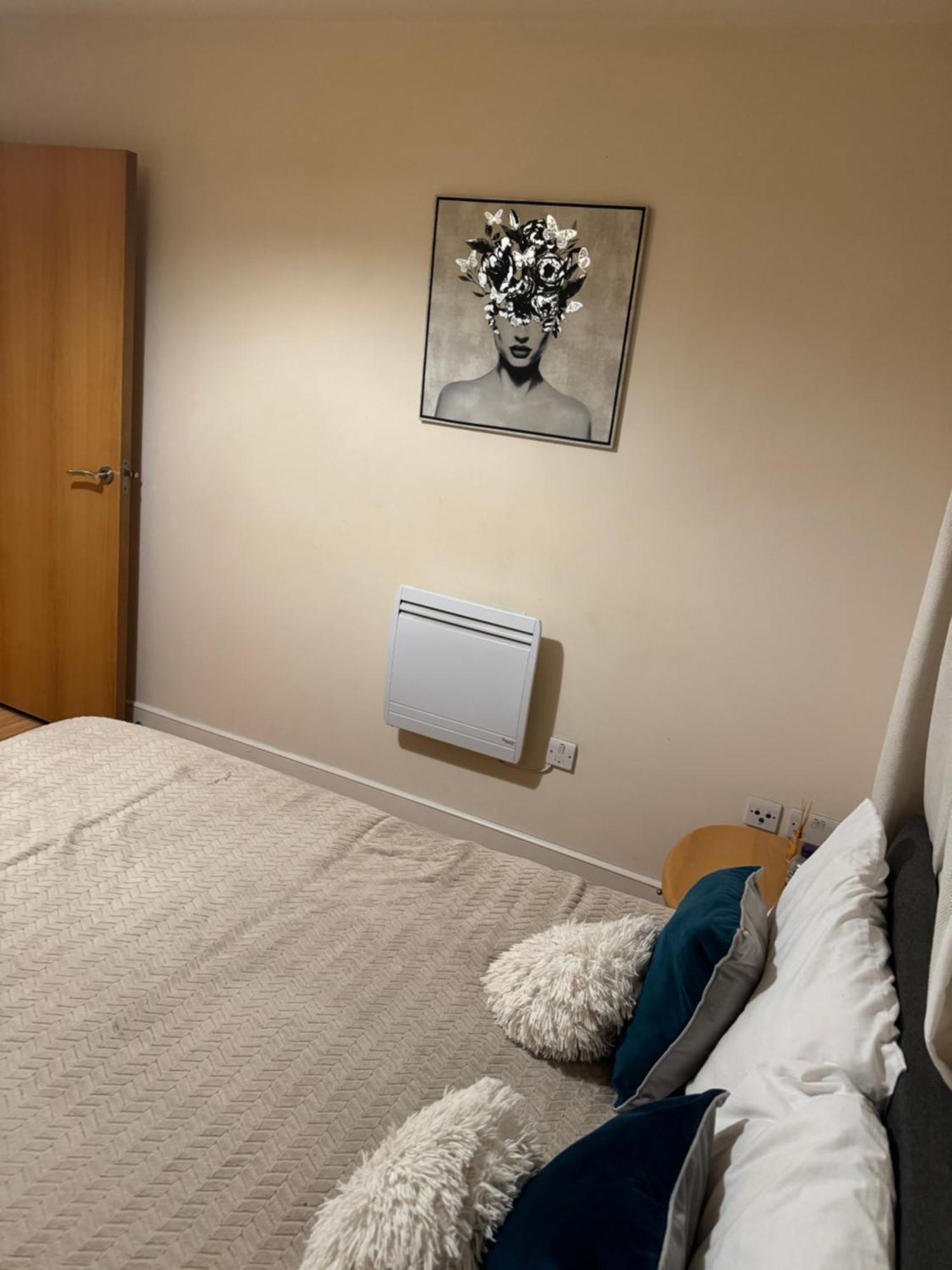 1- Bed Flat With Easy Access To Bow Station Appartamento *